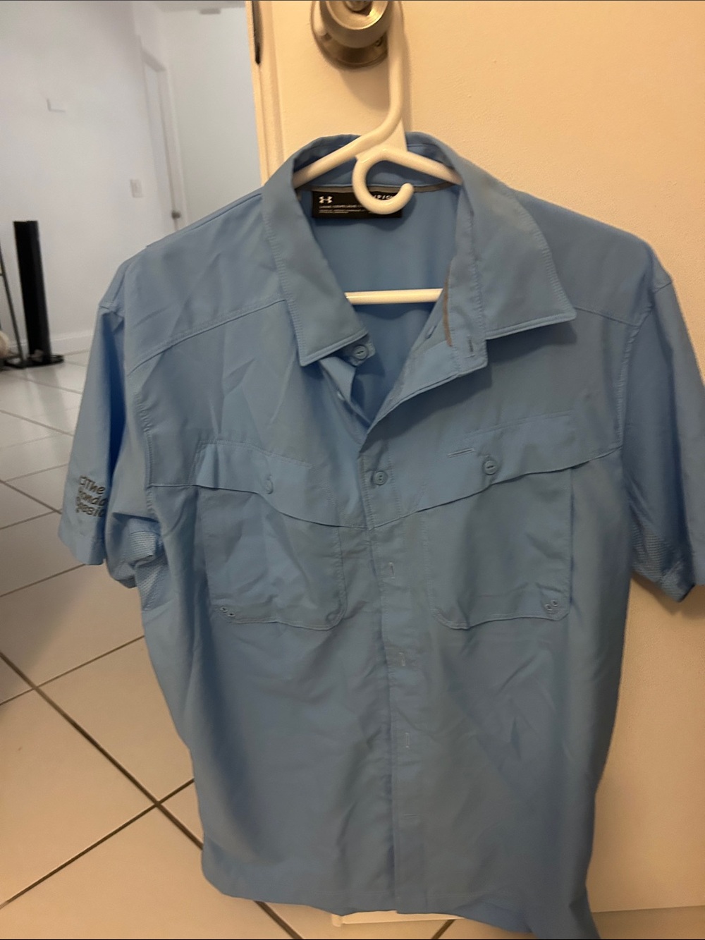 Under Armour Men’s Light Blue Short-Sleeve Button-Front Shirt